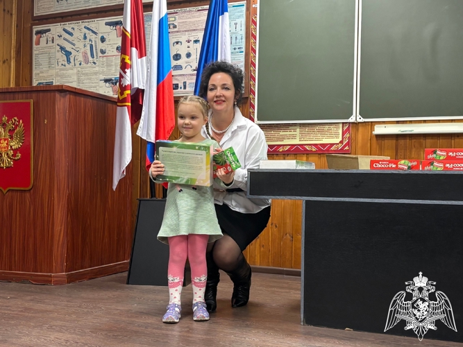 Новгородские росгвардейцы ко Дню   вневедомственной охраны провели конкурс  детского рисунка