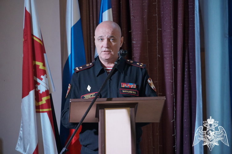 Поздравление начальника Управления Росгвардии по Новгородской области полковника полиции Виктора Барушева