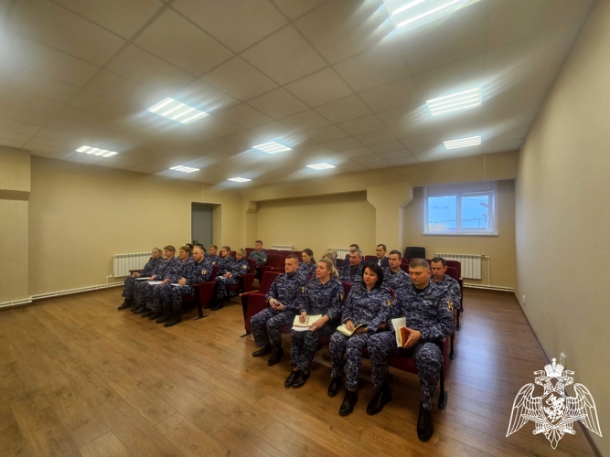В Центре лицензионно-разрешительной работы Управления Росгвардии по Новгородской области  подведены результаты работы за 9 месяцев 2025 года