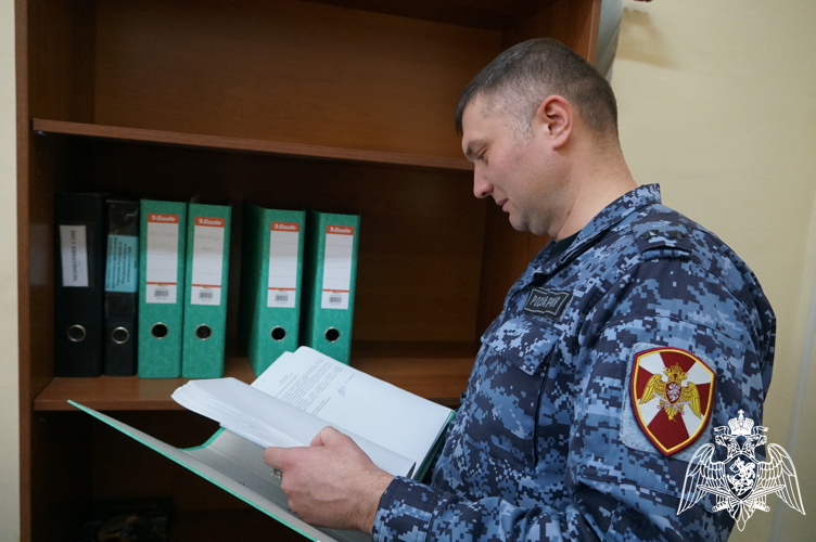 Новгородские росгвардейцы подвели итоги деятельности подразделений госконтроля за 10 месяцев 2025 года