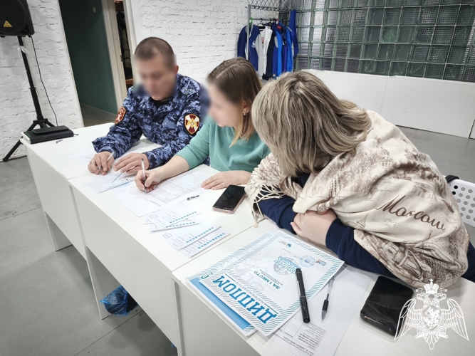 Новгородские росгвардейцы приняли участие в патриотическом мероприятии, посвященном Дню снятия блокады Ленинграда