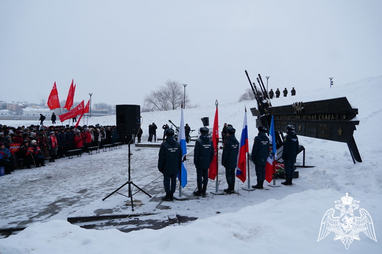 Новгородские росгвардейцы приняли участие в митинге ко Дню освобождения Новгорода от немецко-фашистских захватчиков