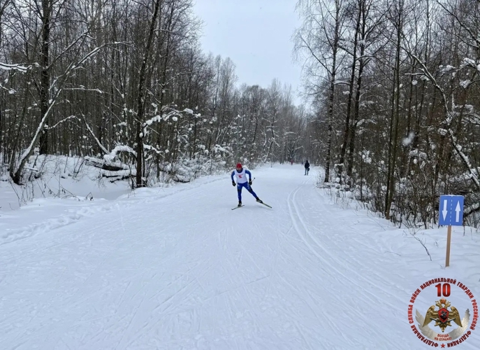 Новгородские росгвардейцы стали победителями и призерами в городском соревновании по лыжным гонкам 