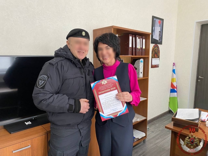 Новгородские росгвардейцы поздравили  жен и матерей сотрудников – участников специальной военной операции с 8 марта