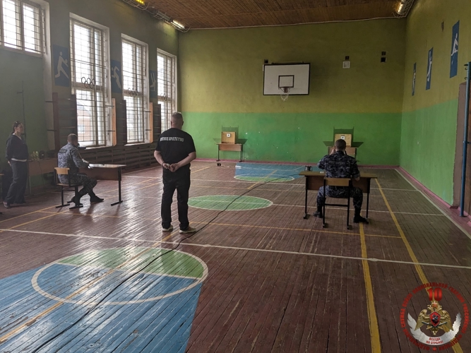 В Новгородской области росгвардейцы стали призерами соревнований по стрельбе