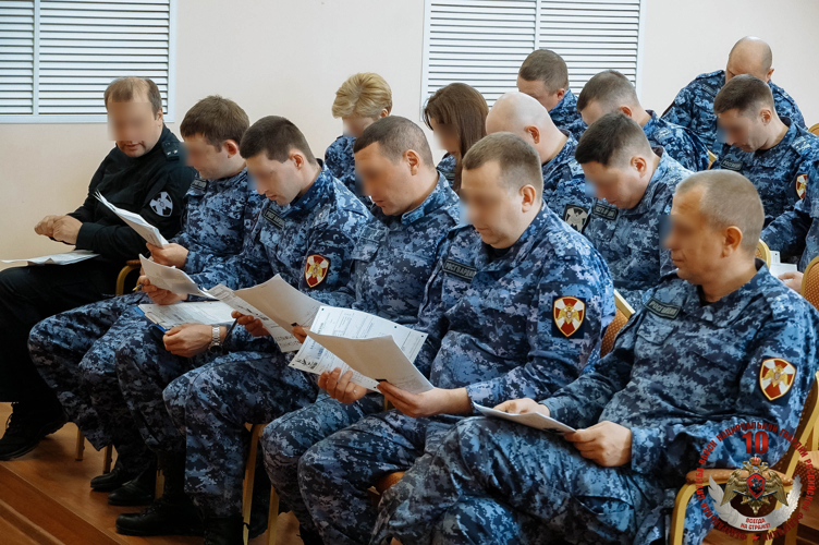 Новгородские росгвардейцы приняли участие в «Диктанте Победы»