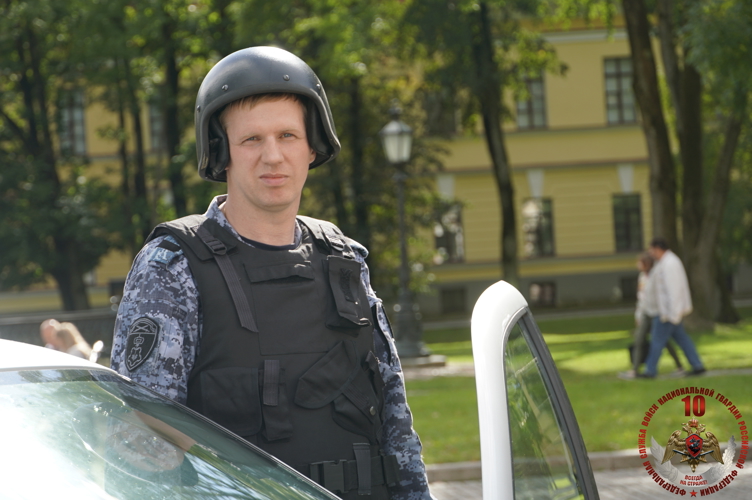 Новгородские росгвардейцы задержали гражданина