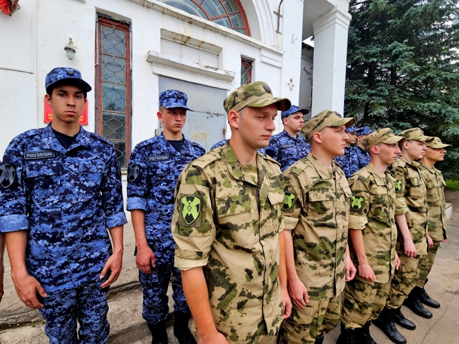 В Новгородской области 39 юношей отправились служить  в воинские части Северо-Западного округа Росгвардии