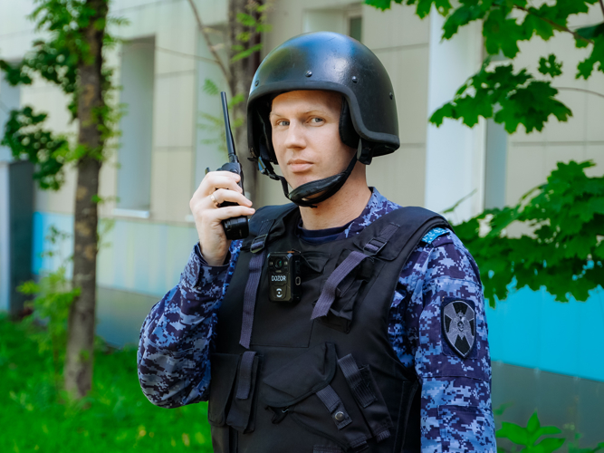 Новгородские росгвардейцы задержали мужчину