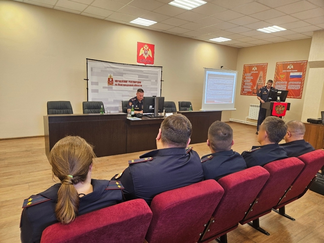 В Управлении Росгвардии по Новгородской области состоялось заседание оперативного штаба к Единому дню голосования