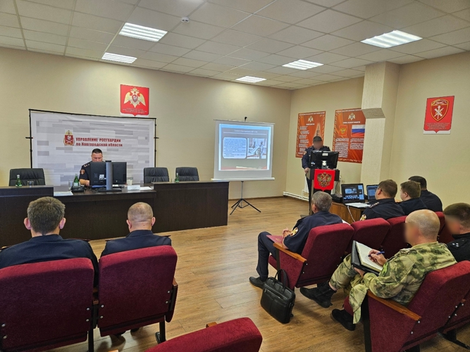 В Управлении Росгвардии по Новгородской области состоялось заседание оперативного штаба к Единому дню голосования