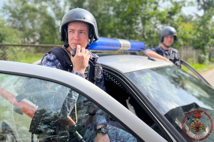 Сотрудники вневедомственной охраны Росгвардии пресекли попытку незаконного проникновения в квартиру 