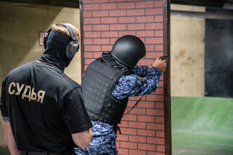 Новгородские росгвардейцы  вошли в  первую 10  победителей  в финале Всероссийского конкурса «Лучший по профессии» среди сотрудников вневедомственной охраны Росгвардии  