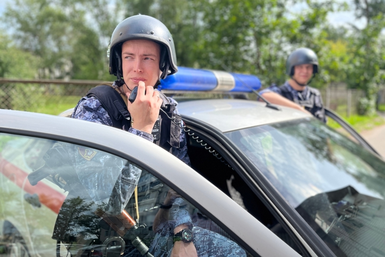 Сотрудники вневедомственной охраны Росгвардии пресекли попытку незаконного проникновения в квартиру 