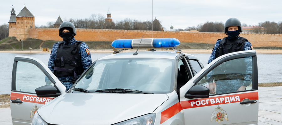 Росгвардейцы в Великом Новгороде помогли найти потерявшегося мальчика